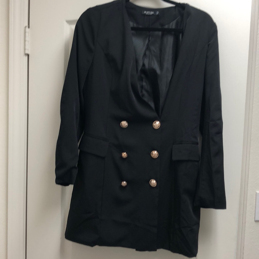 Suite sexy dress with gold buttons